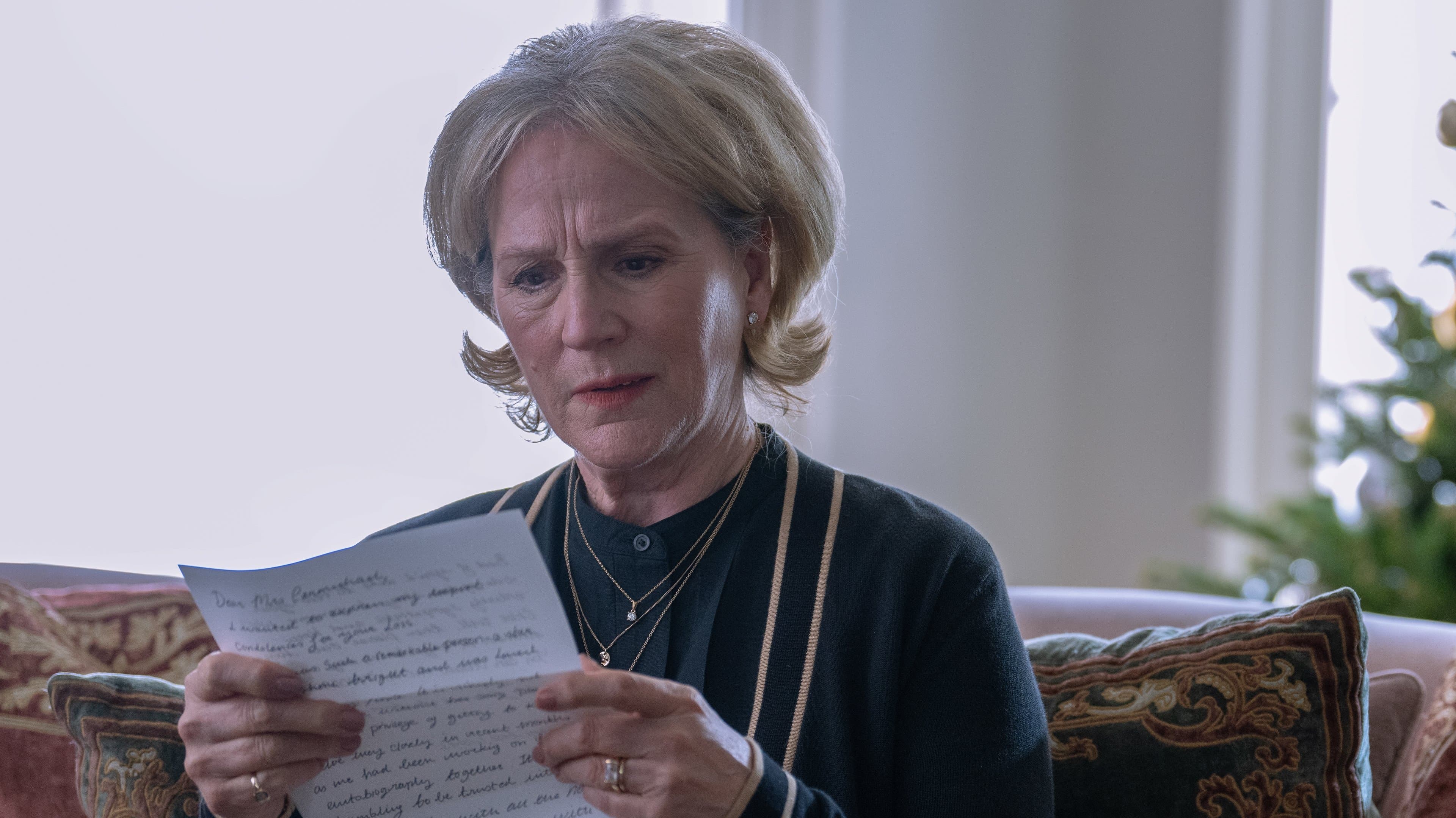 Everyone Loves Chloe