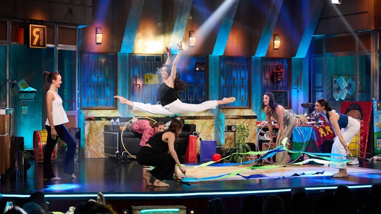 Spanish rhythmic gymnastics team and Izaro