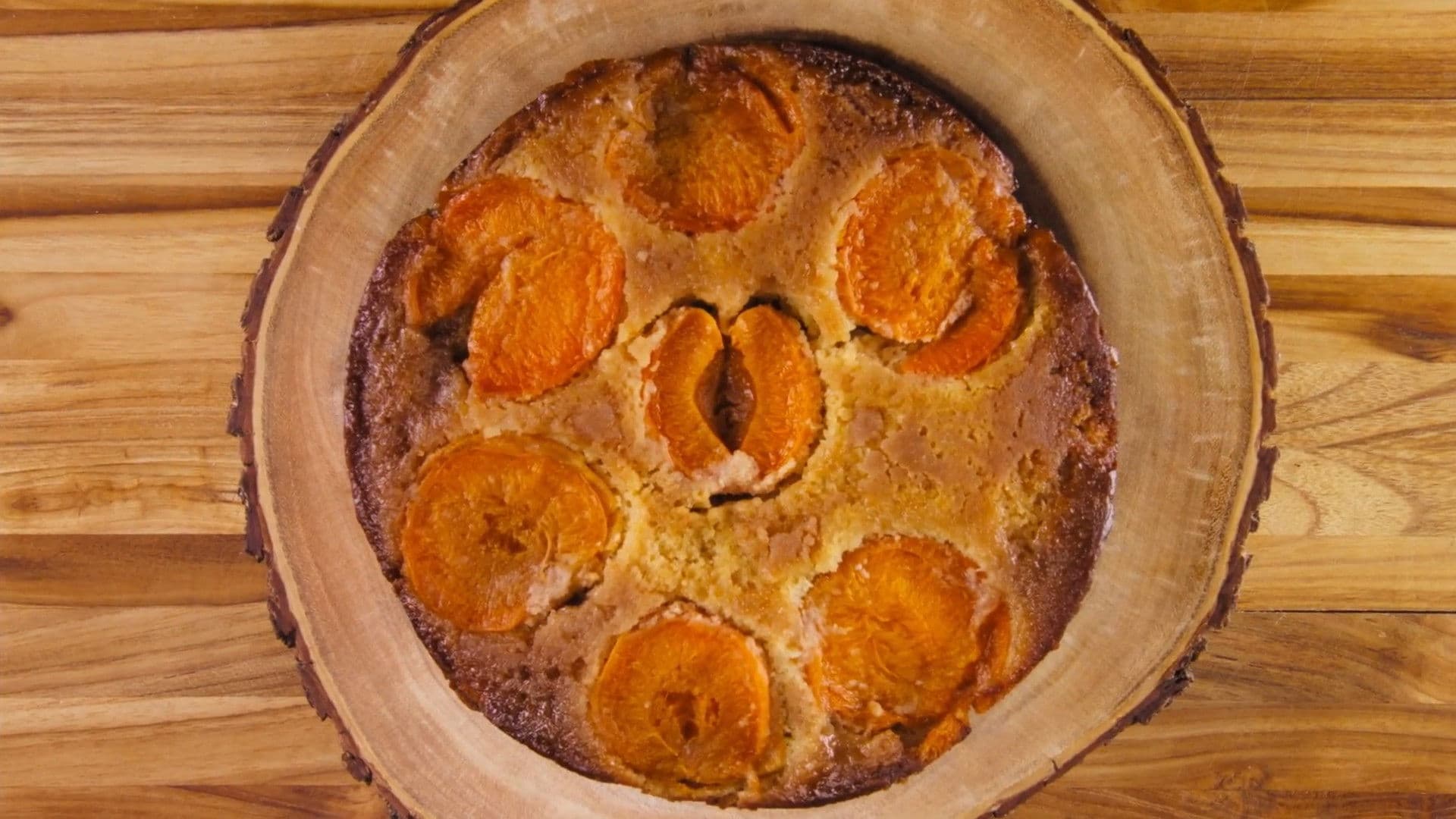 Númenorian Apricot Almond Olive Oil Cake - A Lord of the Rings Inspired Meal