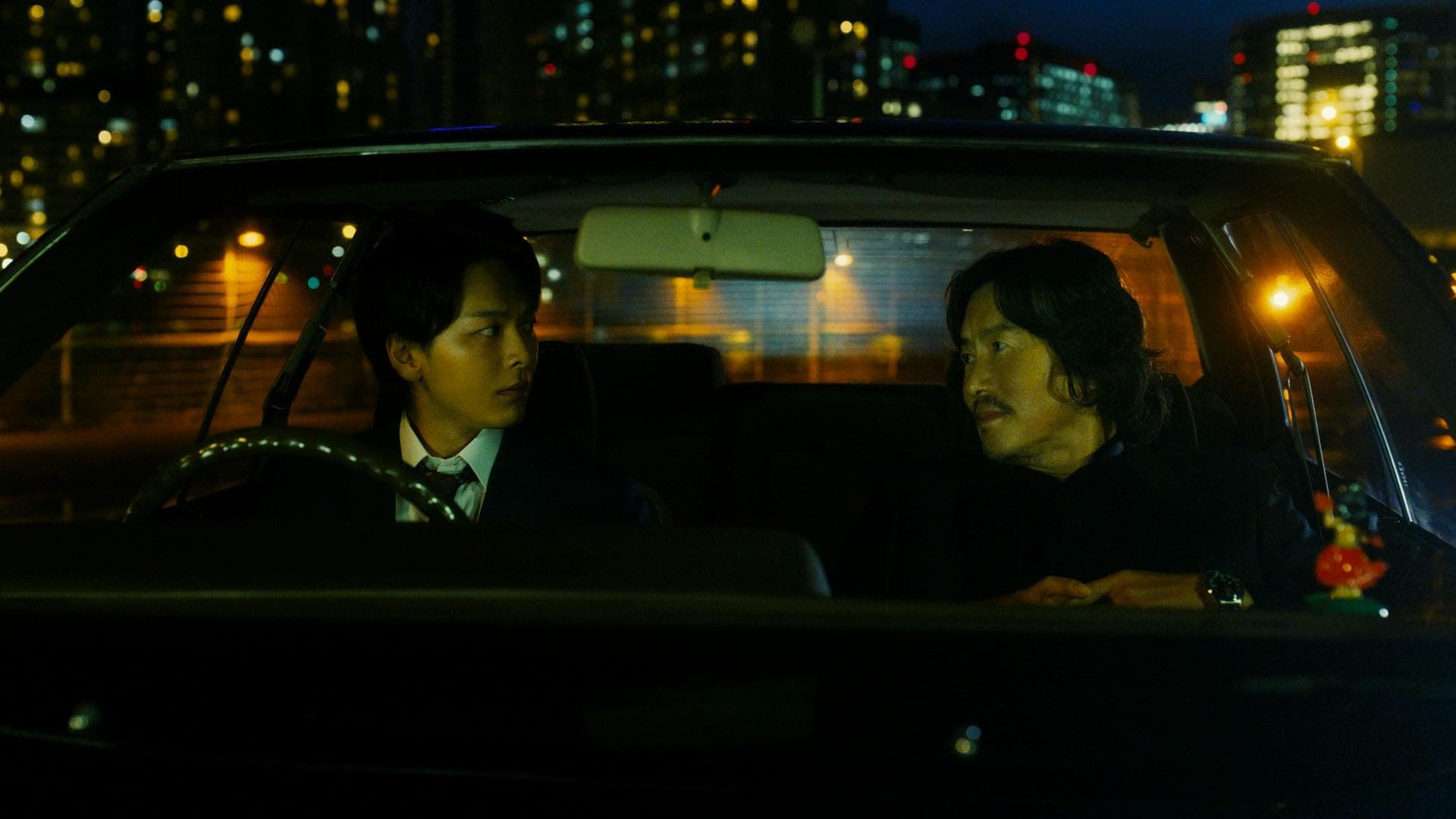 That detective is incompetent.