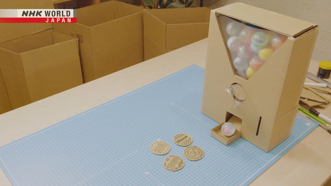 Capsule Toy Machine