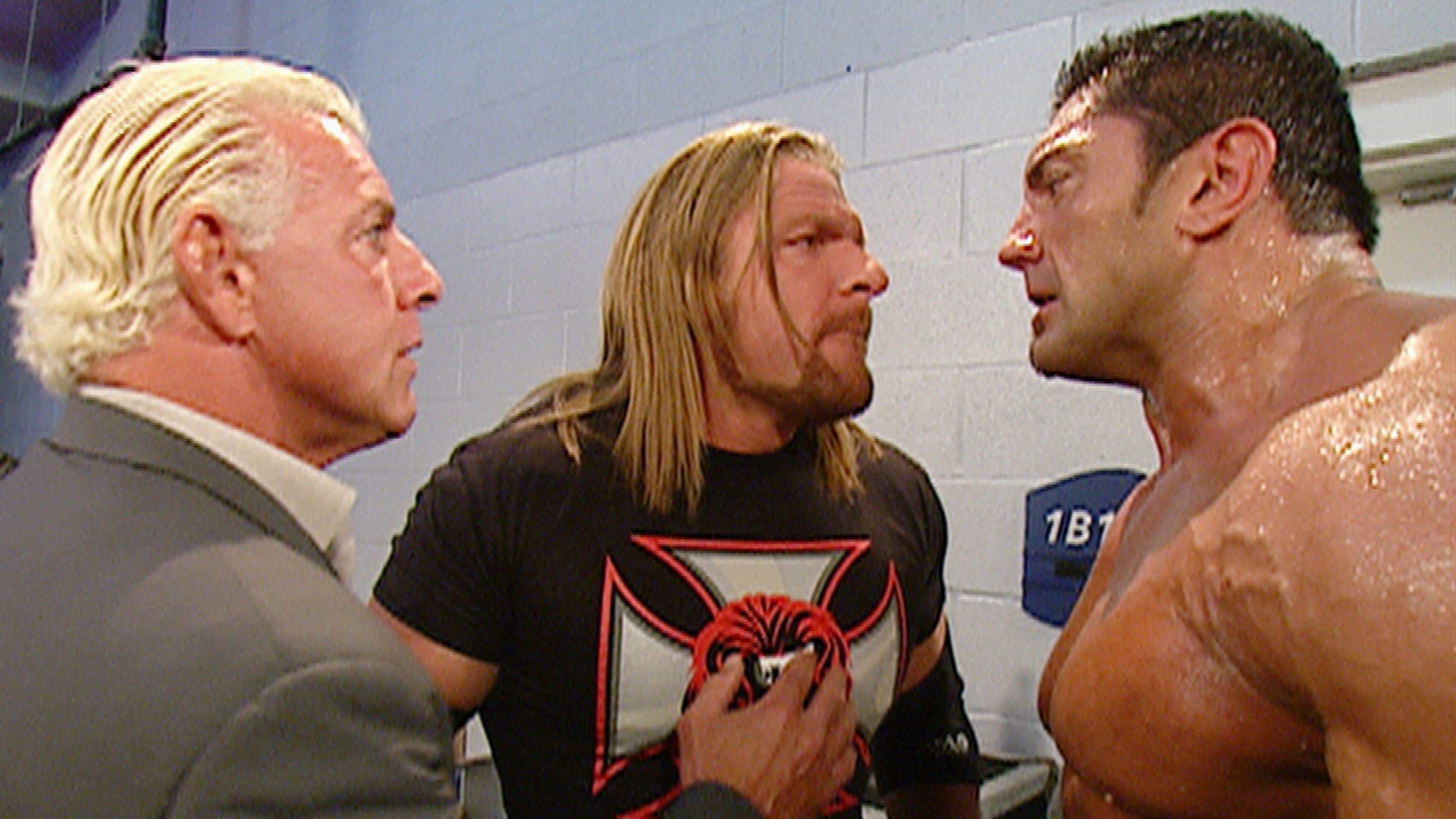 Raw - Nov. 22, 2004