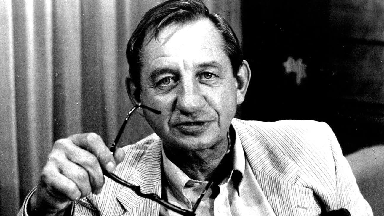 Audio Commentary | Derek Granger - Episode 1: Et In Arcadia Ego