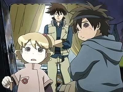 The Enemy Under Eyes! Dive Deep, Quietly