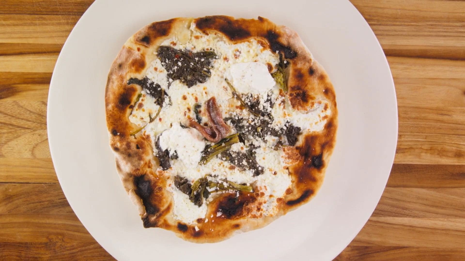 Lindon Bread Pizza - A Lord of the Rings Inspired Meal