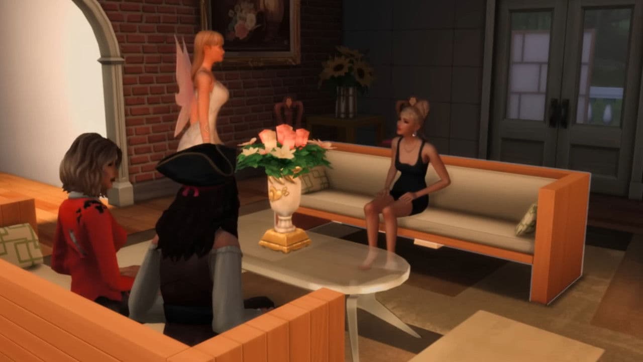 BONUS - Girls In The Haunted House 2