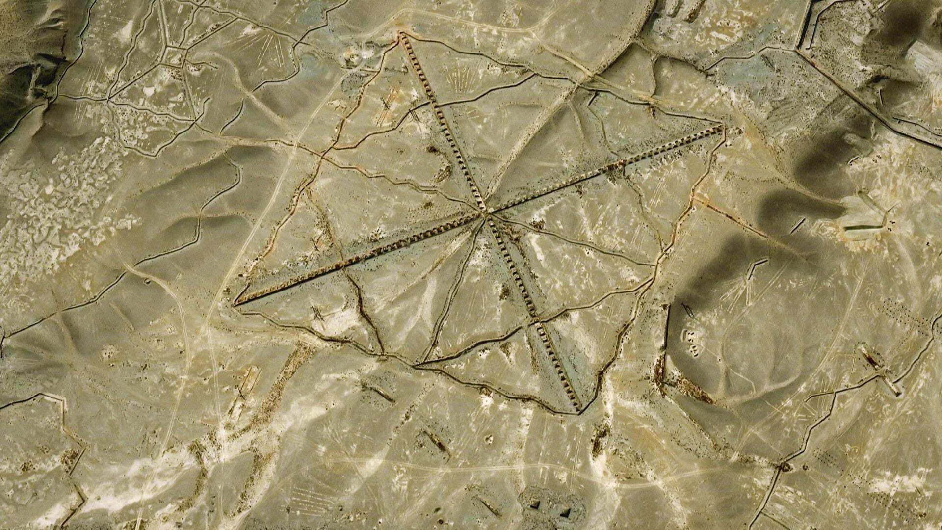 Chinese Nuclear Pyramid